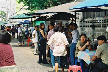 02 Thailand 2002 F1070005 Bangkok Strassenmarkt_478